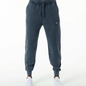 Alphalete Men's very terry joggers